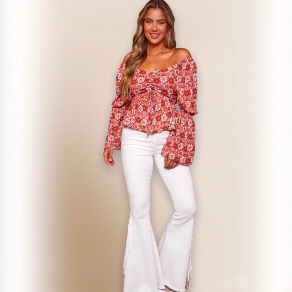 Peach Love California Retro Floral Peplum Top Ruched Bell Sleeve Beauty - Picture 2 of 5